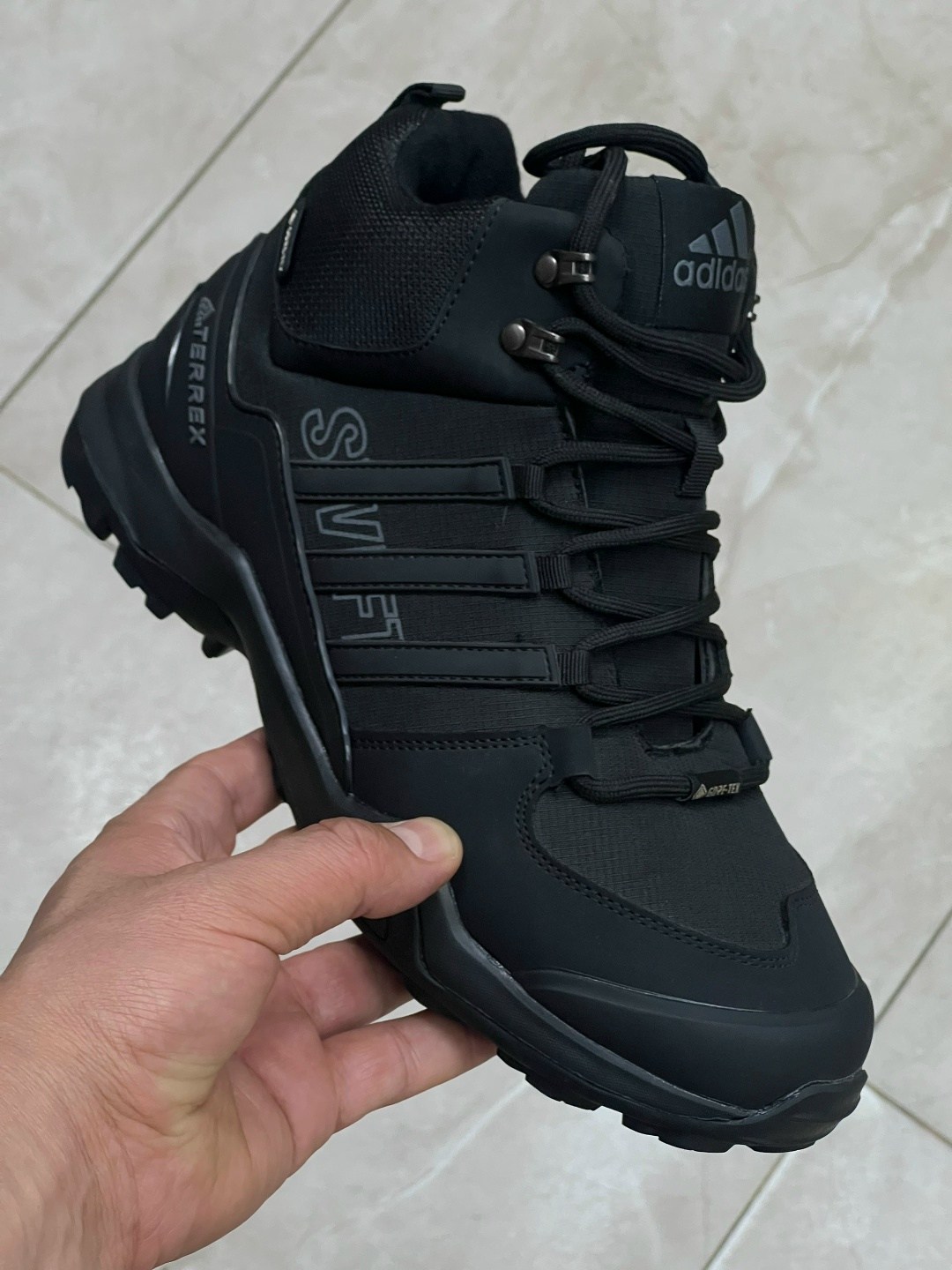 зимние ботинки adidas climaproof высокие,зимние кроссовки adidas terrex,кроссовки зимние adidas,зимние кроссовки adidas terrex цвет черный,зимние кроссовки адидас 700