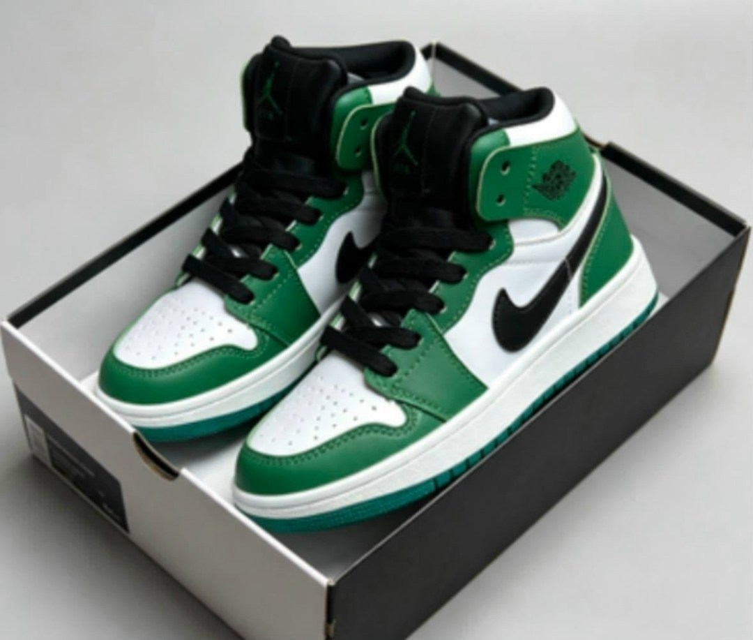 air jordan 1 mid pine green,nike air jordan 1 pine green,мужские кроссовки nike air jordan 1 retro high,nike air jordan 1 mid,кроссовки nike air jordan 1 retro high