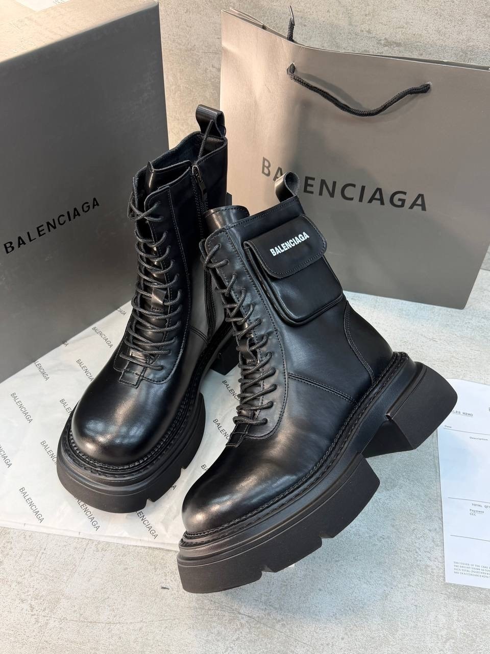 ботинки balenciaga,balenciaga женские кожаные ботинки balenciaga чёрного цвета,balenciaga женские кожаные ботинки чёрного цвета,сапоги balenciaga,ботинки balenciaga зимние