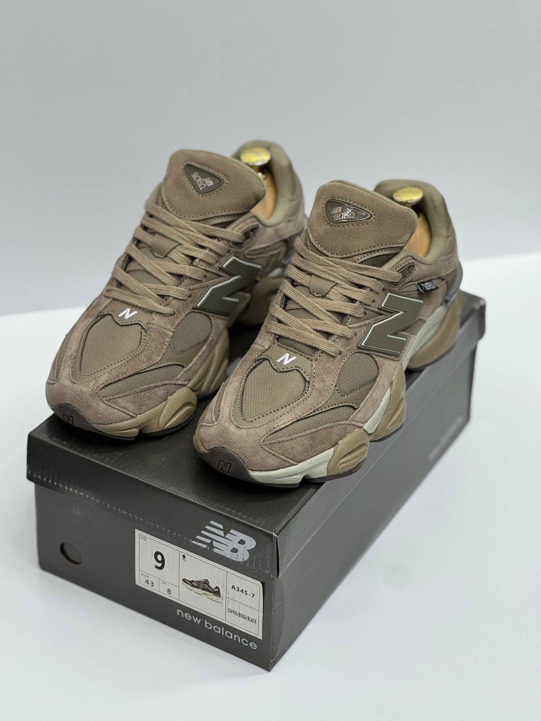 кроссовки new balance 9060,кроссовки new balance,кроссовки мужские new balance,new balance 9060,new balance бежевые замшевые кроссовки 9060 для женщин