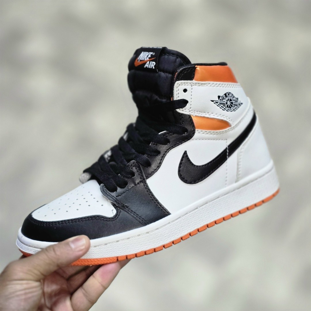 air jordan 1 mid barely orange,nike air jordan 1 mid,nike air jordan 1,air jordan 1 mid,jordan 1 mid