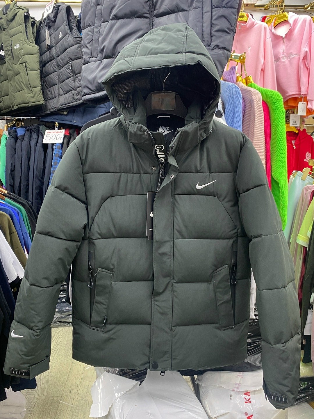 куртка зимняя nike,пуховик мужской nike,куртка зимняя nike цвет серый,куртка зимняя nike цвет черный,куртка зимняя
