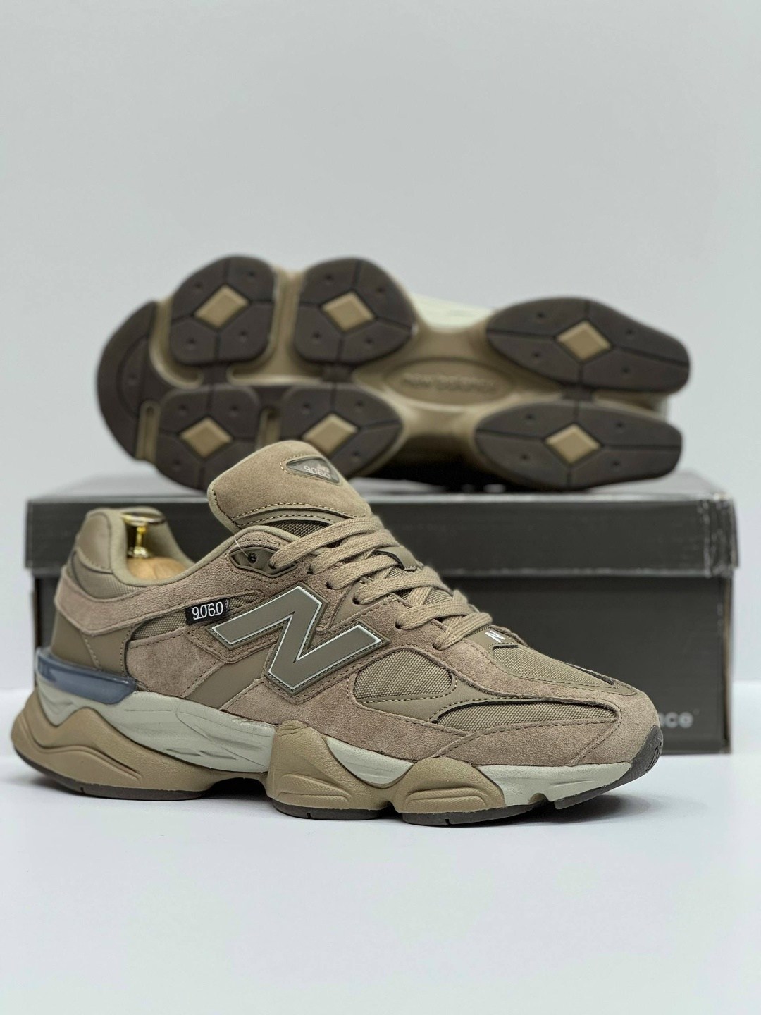 кроссовки new balance 9060,кроссовки new balance,кроссовки мужские new balance,new balance 9060,new balance бежевые замшевые кроссовки 9060 для женщин
