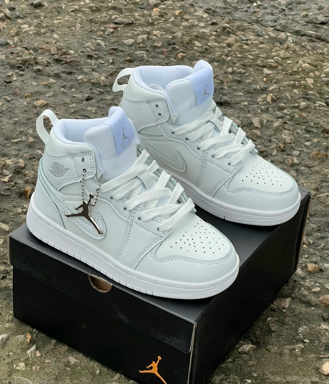 кроссовки,кроссовки детская,кроссовки подростковые,кроссовки nike air jordan,кроссовки соес