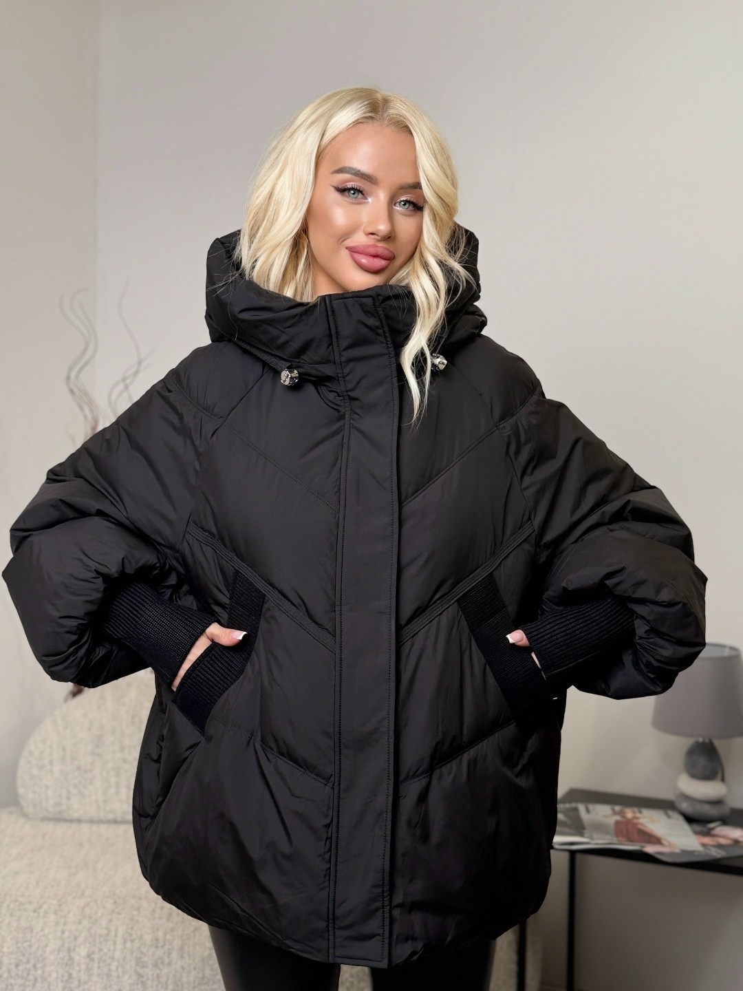 пуховик короткий зимняя куртка оверсайз с капюшоном milania style 262186173,куртка женская демисезонная с капюшоном оверсайз,куртка оверсайз,куртка летучая мышь женская с капюшоном зимняя черного цвет