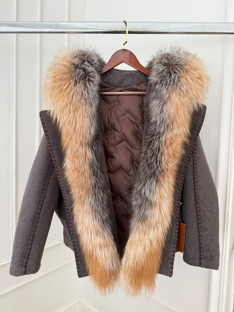 женский пуховик с натуральным мехом max mara premium,зимняя куртка-пальто оверсайз v8oss,пуховики с мехом,меховая куртка,зимняя куртка-пальто оверсайз