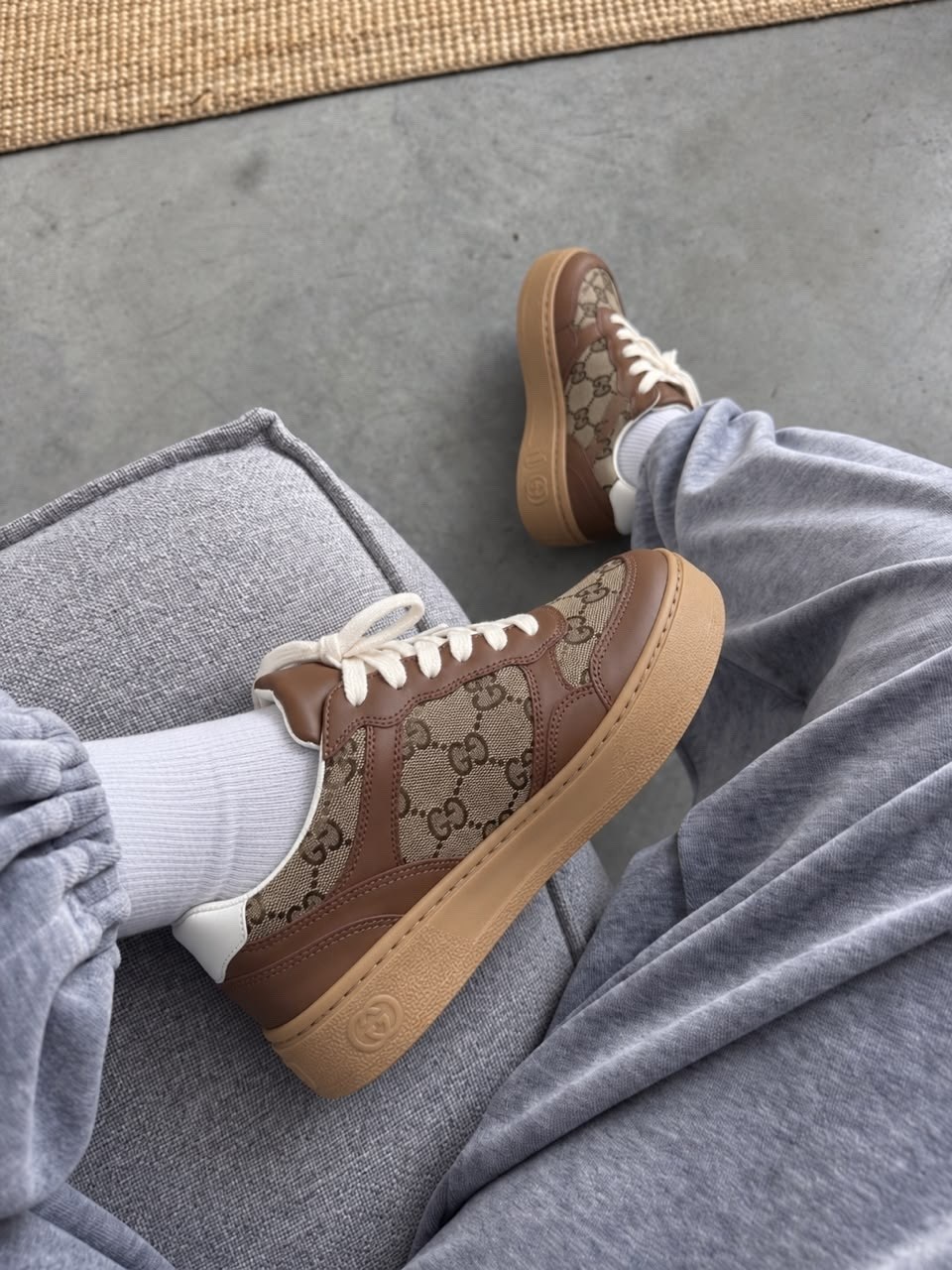 кроссовки gucci,,кроссовки женские gucci,гуччи кроссовки женские,гуччи кеды