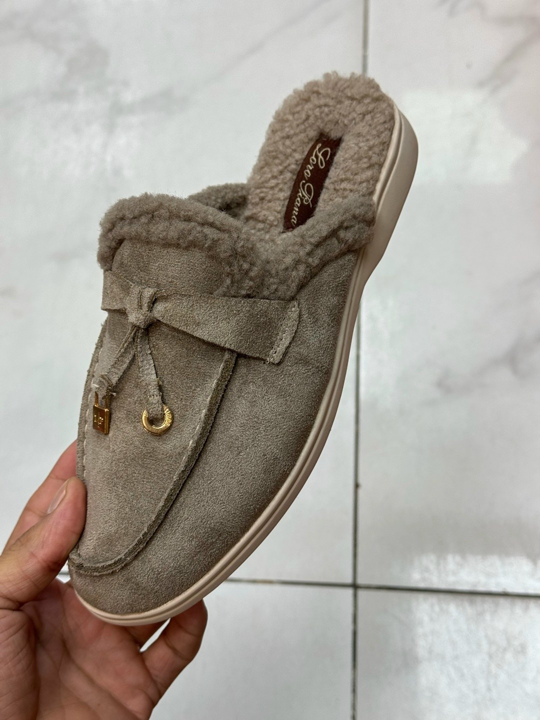 ,лоферы loro piana,мюли с мехом,лоферы женские с мехом,мюли женские