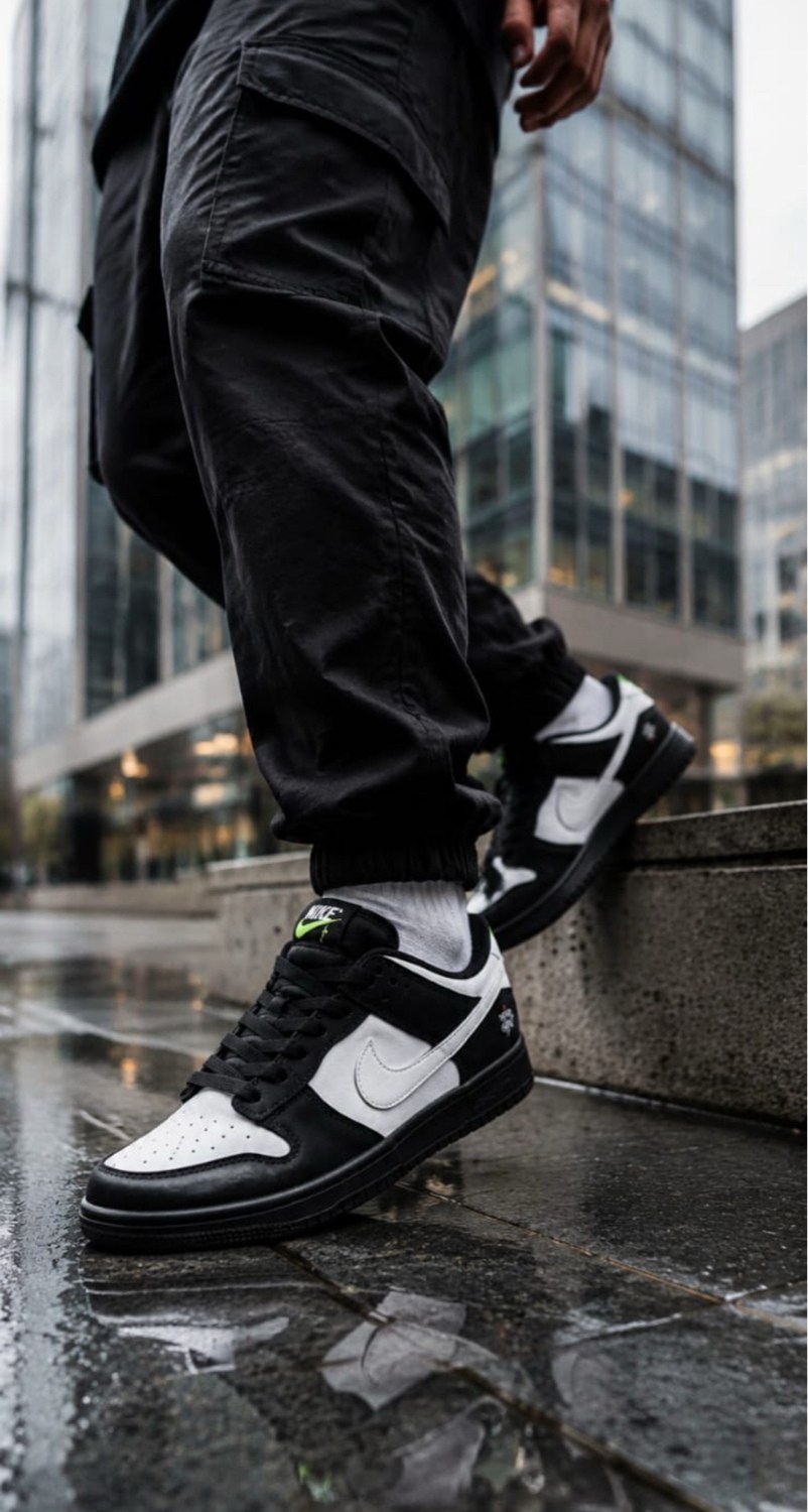 nike sb dunk low pro,nike sb dunk low pigeon,nike dunk sb low,nike sb dunk low staple panda pigeon,dunk low nike