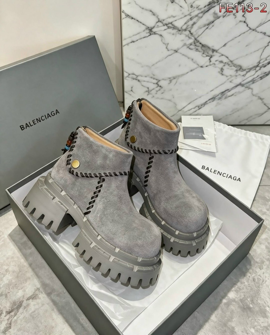 balenciaga ботинки,баленсиага  2026,ботинки женские balenciaga модель 249094,ботинки челси balenciaga,большие ботинки баленсиага