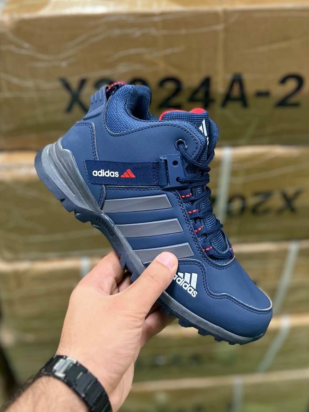 кроссовки adidas зимние мужские,зимние кроссовки adidas,зимние ботинки adidas,зимние кроссовки adidas terrex,мужские зимние кроссовки adidas terrex