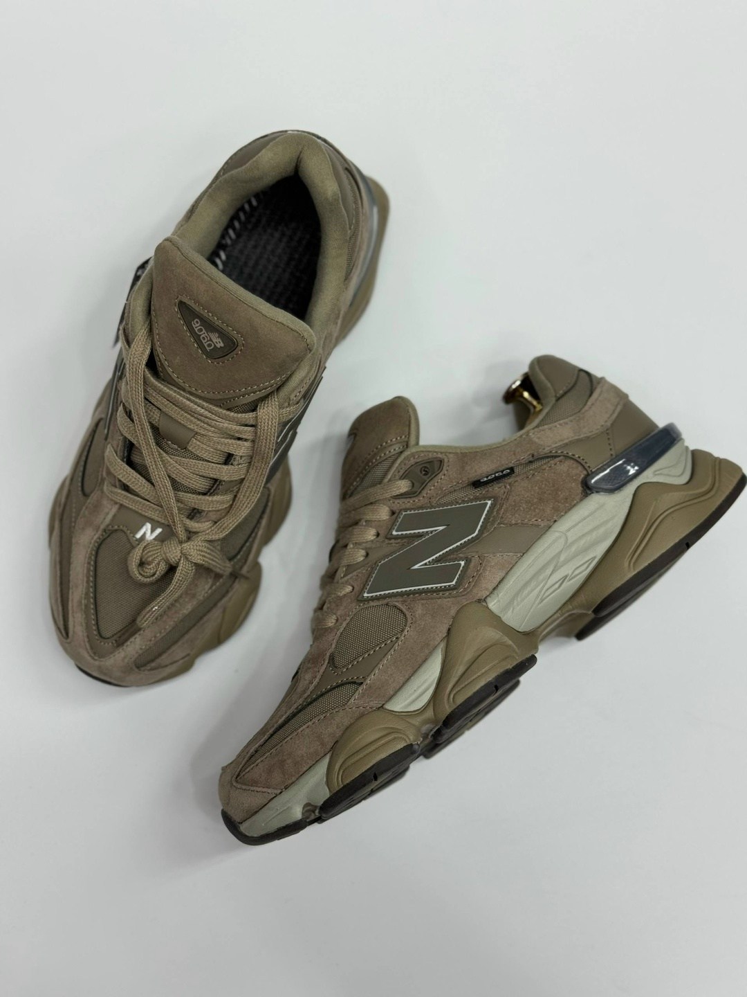 кроссовки new balance 9060,кроссовки new balance,кроссовки мужские new balance,new balance 9060,new balance бежевые замшевые кроссовки 9060 для женщин