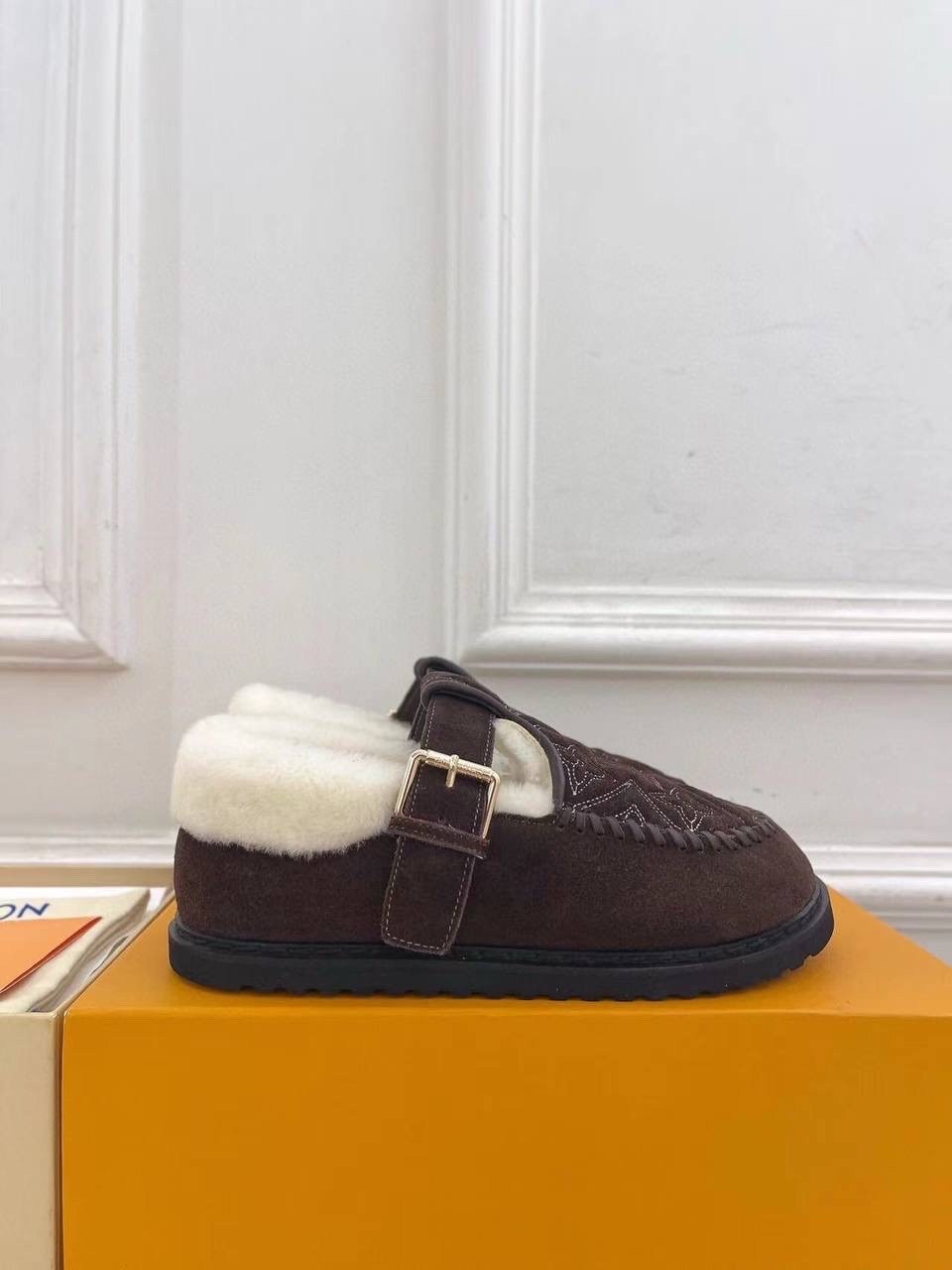 лоферы louis vuitton,женские замшевые ботинки louis vuitton colorado comfort на меху черные,,женские замшевые ботинки louis vuitton colorado comfort на меху бежевые,ботинки louis vuitton