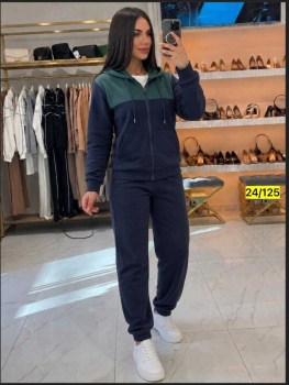 Костюм