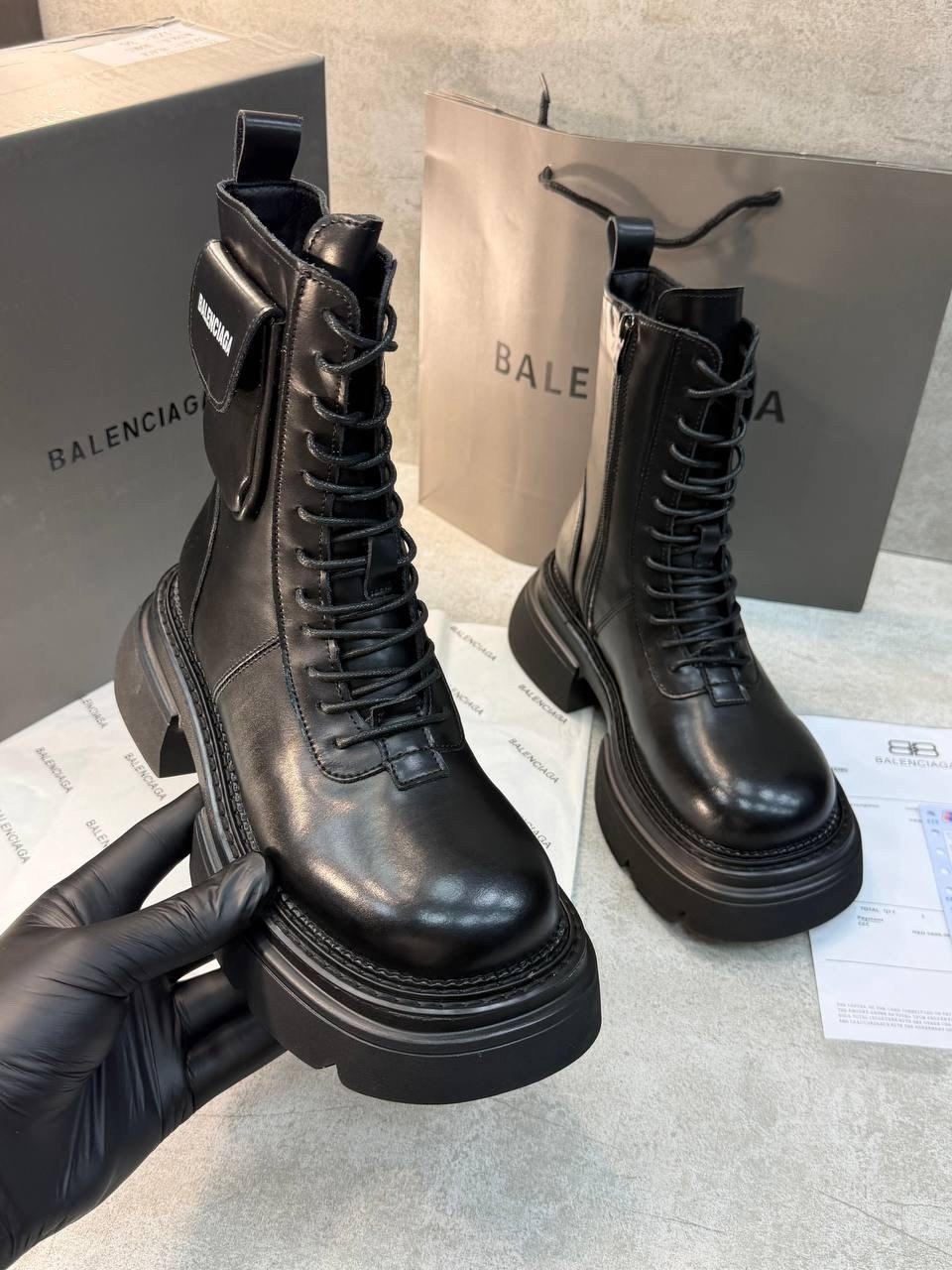 ботинки balenciaga,balenciaga женские кожаные ботинки balenciaga чёрного цвета,balenciaga женские кожаные ботинки чёрного цвета,сапоги balenciaga,ботинки balenciaga зимние