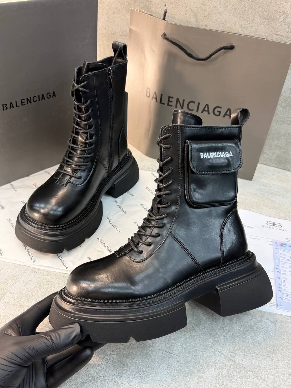ботинки balenciaga,balenciaga женские кожаные ботинки balenciaga чёрного цвета,balenciaga женские кожаные ботинки чёрного цвета,сапоги balenciaga,ботинки balenciaga зимние