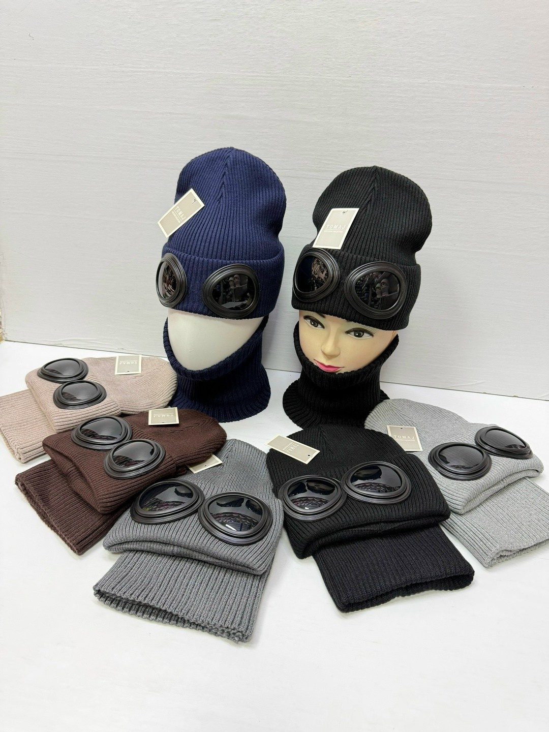 серая балаклава с очками c. p. company,балаклава c.p. company,комплект шапка снуд,шапка с очками,балаклава вязаная
