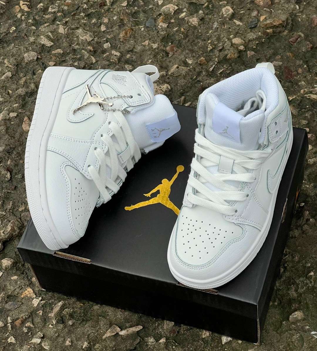 кроссовки,кроссовки детская,кроссовки подростковые,кроссовки nike air jordan,кроссовки соес