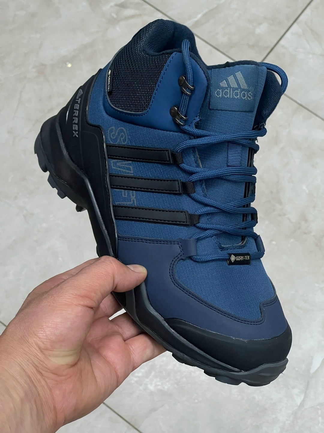 зимние ботинки adidas climaproof высокие,зимние кроссовки adidas terrex,кроссовки зимние adidas,зимние кроссовки adidas terrex цвет черный,зимние кроссовки адидас 700