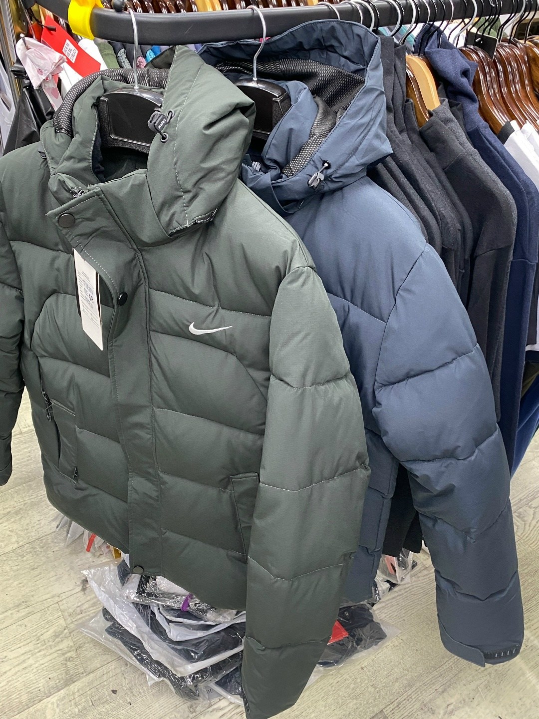 куртка зимняя nike,пуховик мужской nike,куртка зимняя nike цвет серый,куртка зимняя nike цвет черный,куртка зимняя