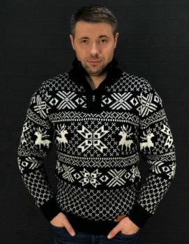 Свитер