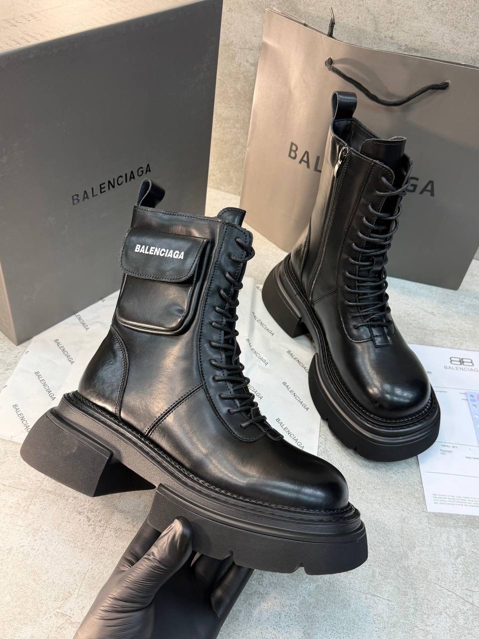 ботинки balenciaga,balenciaga женские кожаные ботинки balenciaga чёрного цвета,balenciaga женские кожаные ботинки чёрного цвета,сапоги balenciaga,ботинки balenciaga зимние
