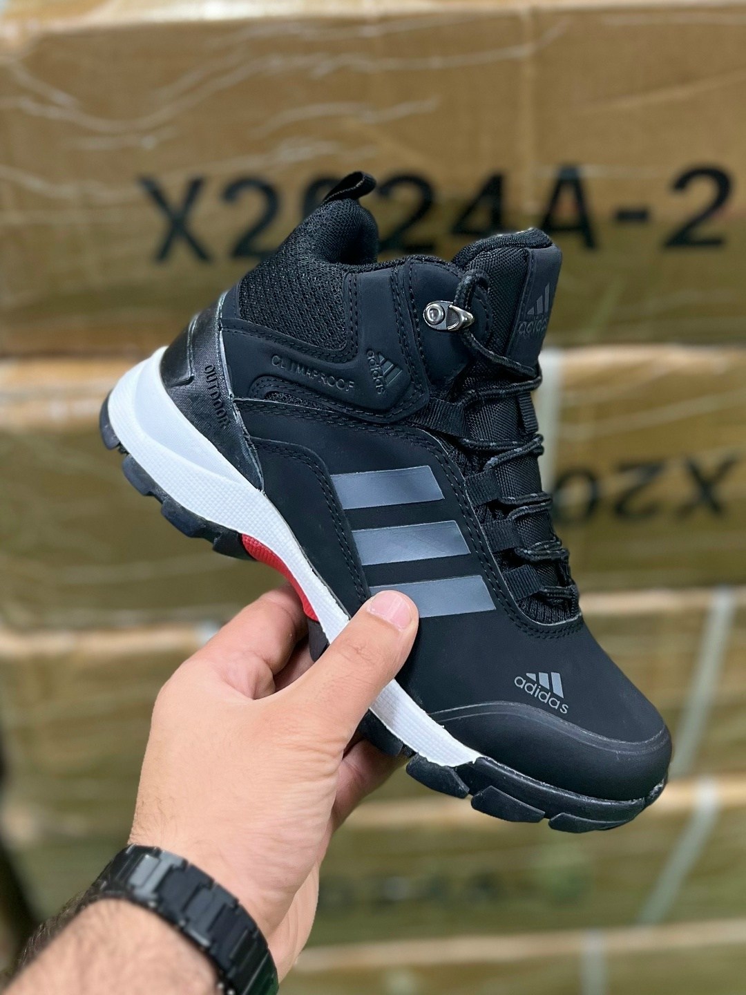 кроссовки adidas зимние мужские,зимние кроссовки adidas,зимние ботинки adidas,зимние кроссовки adidas terrex,мужские зимние кроссовки adidas terrex