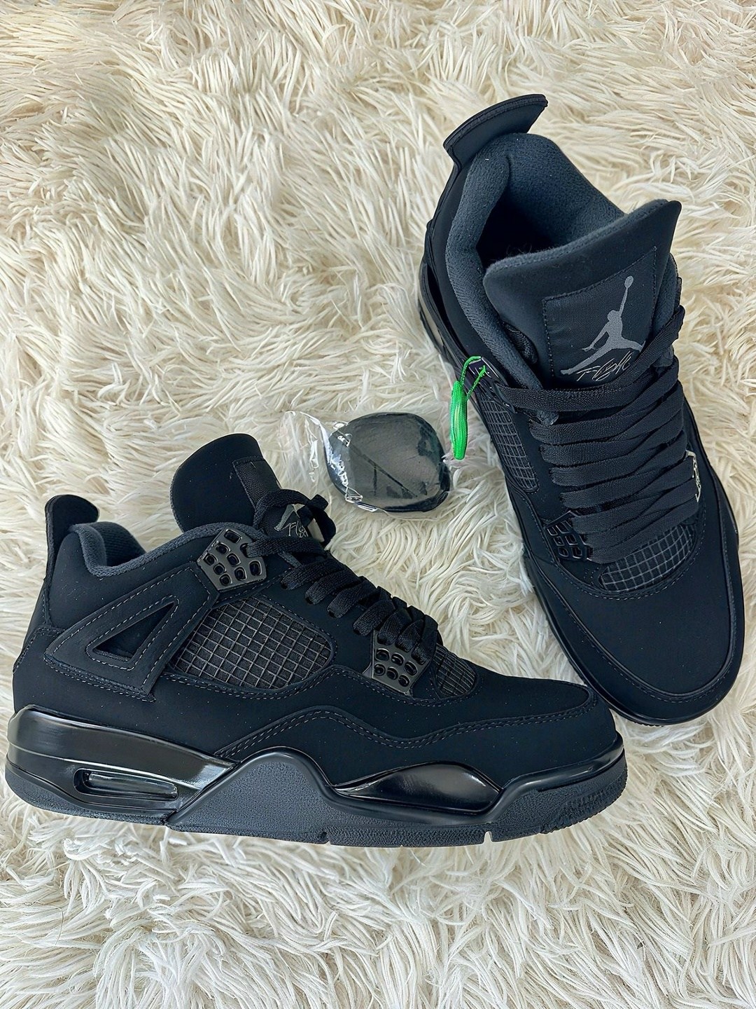 air jordan 4 black cat,nike air jordan 4 black cat,nike air jordan 4 retro black,jordan 4 черные,air jordan 4 retro "black cat 2026"