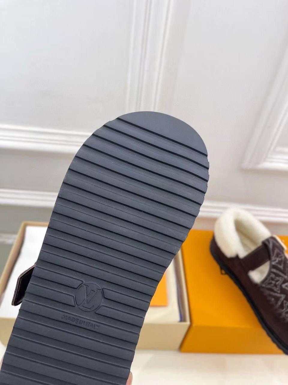 лоферы louis vuitton,женские замшевые ботинки louis vuitton colorado comfort на меху черные,,женские замшевые ботинки louis vuitton colorado comfort на меху бежевые,ботинки louis vuitton