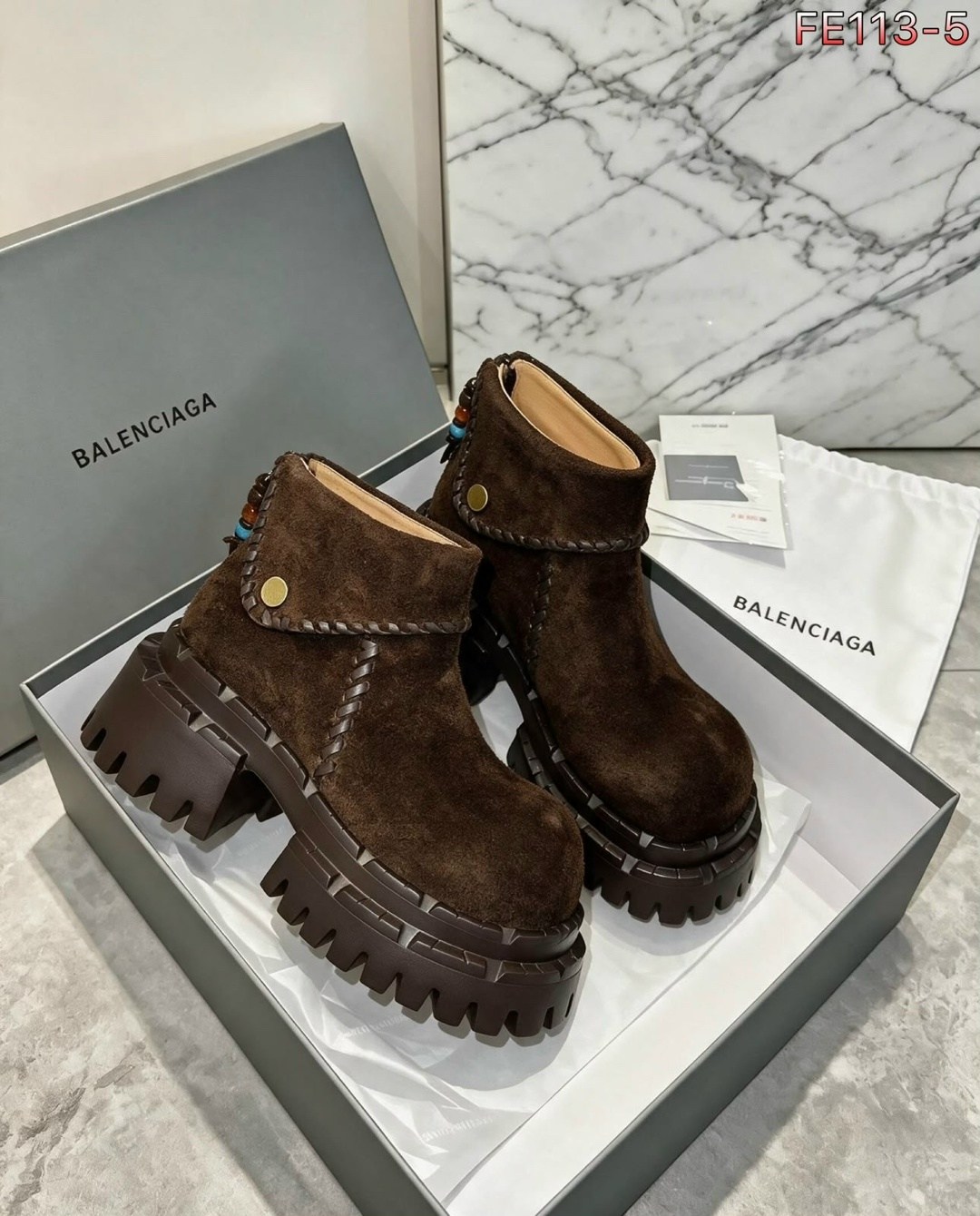 balenciaga ботинки,баленсиага  2026,ботинки женские balenciaga модель 249094,ботинки челси balenciaga,большие ботинки баленсиага