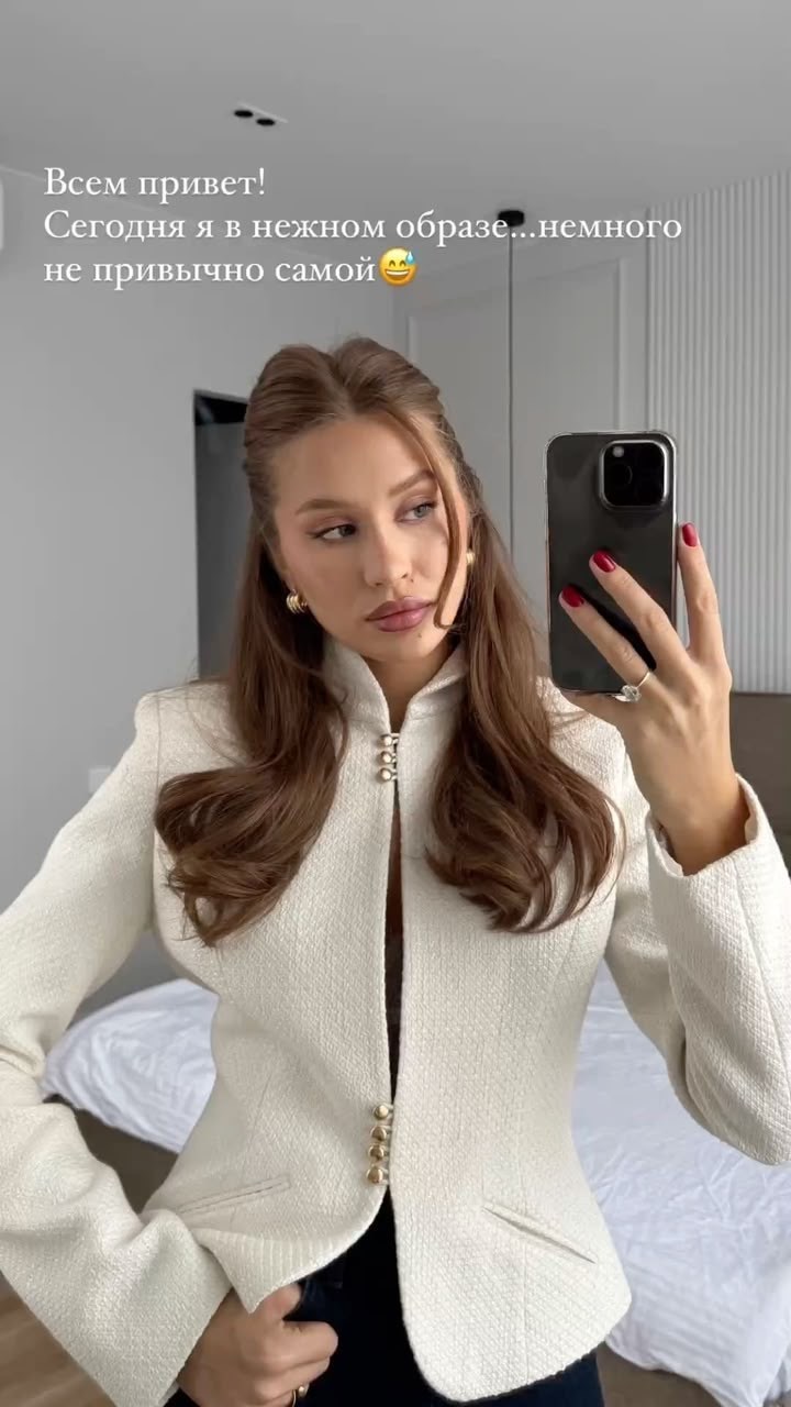женская твидовая куртка,твидовый жакет chanel,женский твидовый пиджак,твидовая куртка,теплая куртка