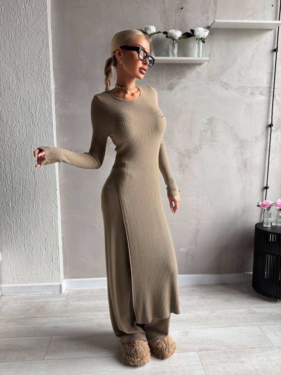 трикотажное платье,вязаное платье макси,платье лапша трикотажное макси ze fashion,платье женское лапша,платье лапша с длинными рукавами dea apparel