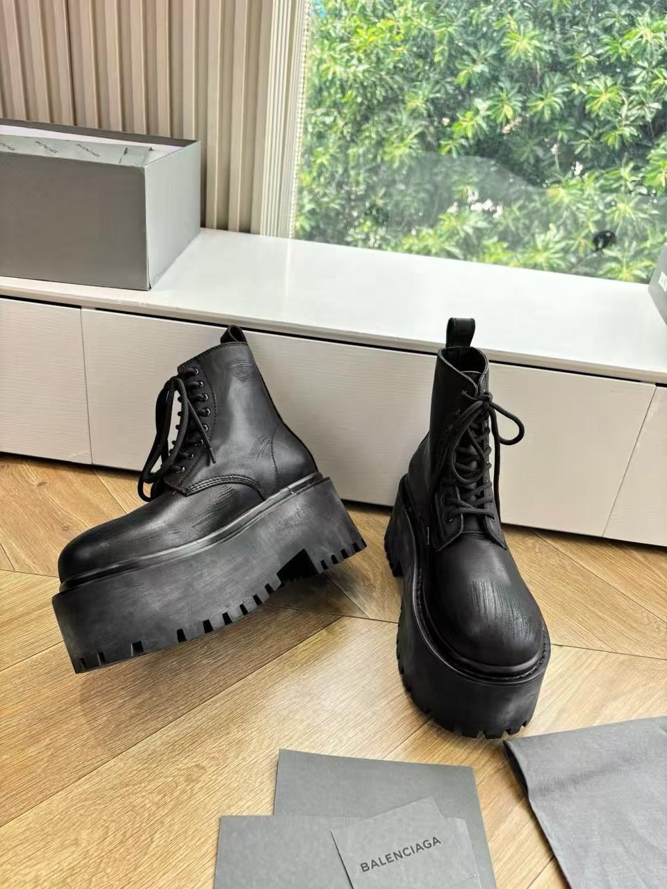 ботинки balenciaga,,balenciaga женские кожаные ботинки balenciaga чёрного цвета,женские ботинки,женские ботинки и сапоги на высокой подошве balenciag*a