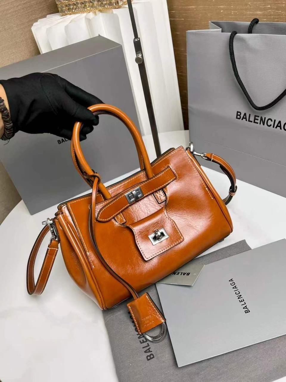сумка balenciaga,сумка женская balenciaga,сумка женская,сумка,модная сумка