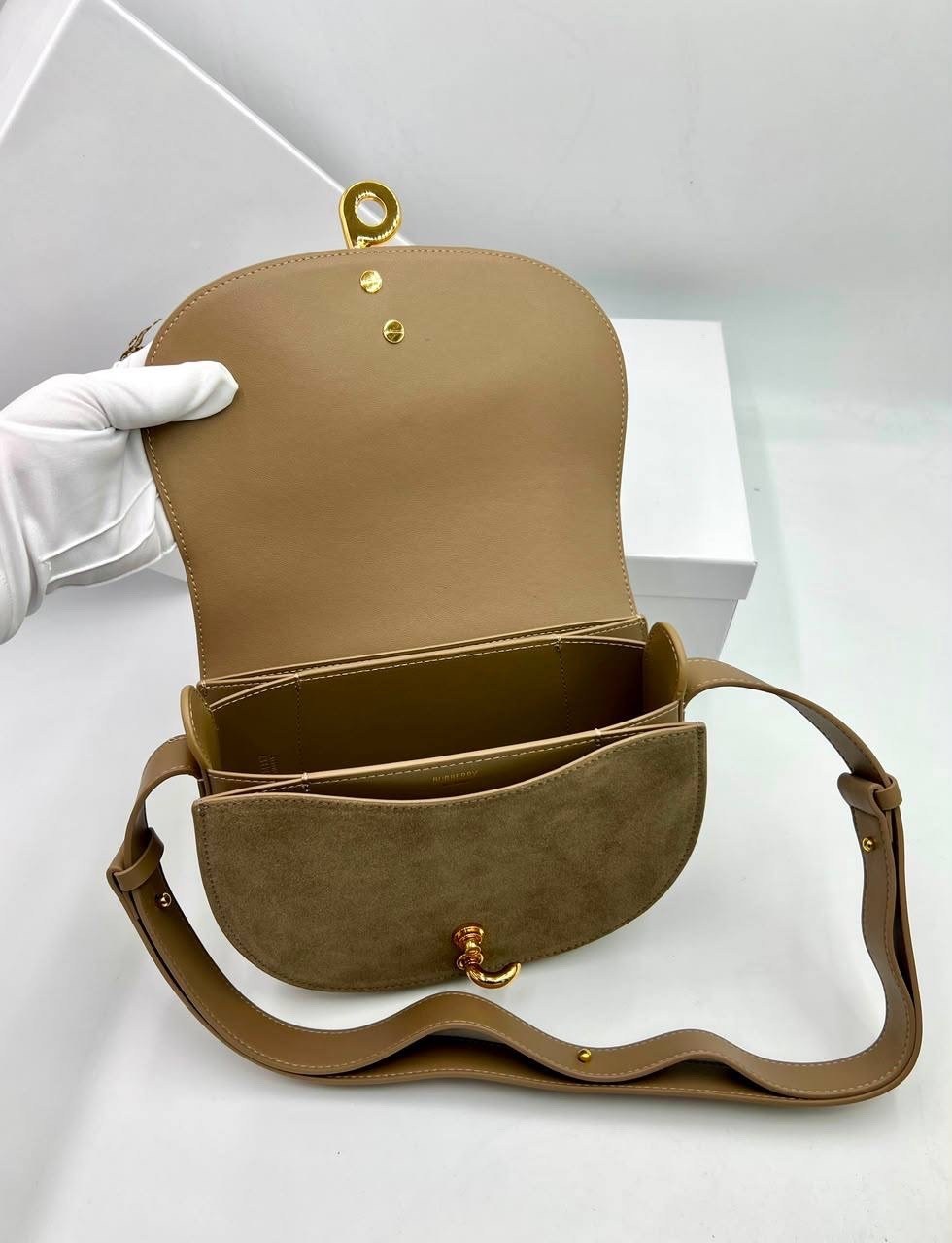 замшевая сумка,сумка coccinelle замша натуральная,сумка женская натуральная замша,коричневая замшевая сумка,сумка женская