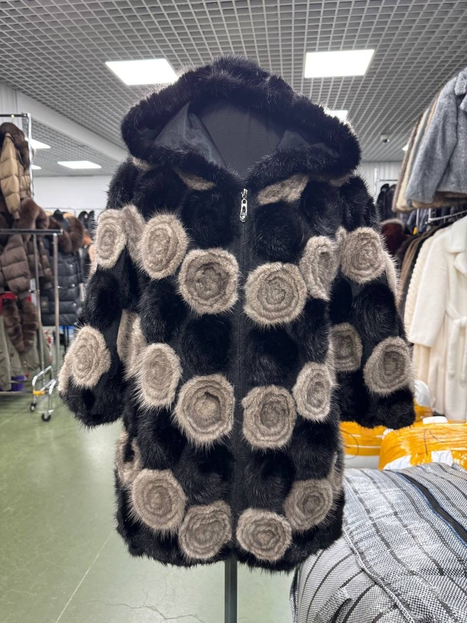 норковая шуба,шуба,шуба женская,шуба норка,шуба норковая с капюшоном