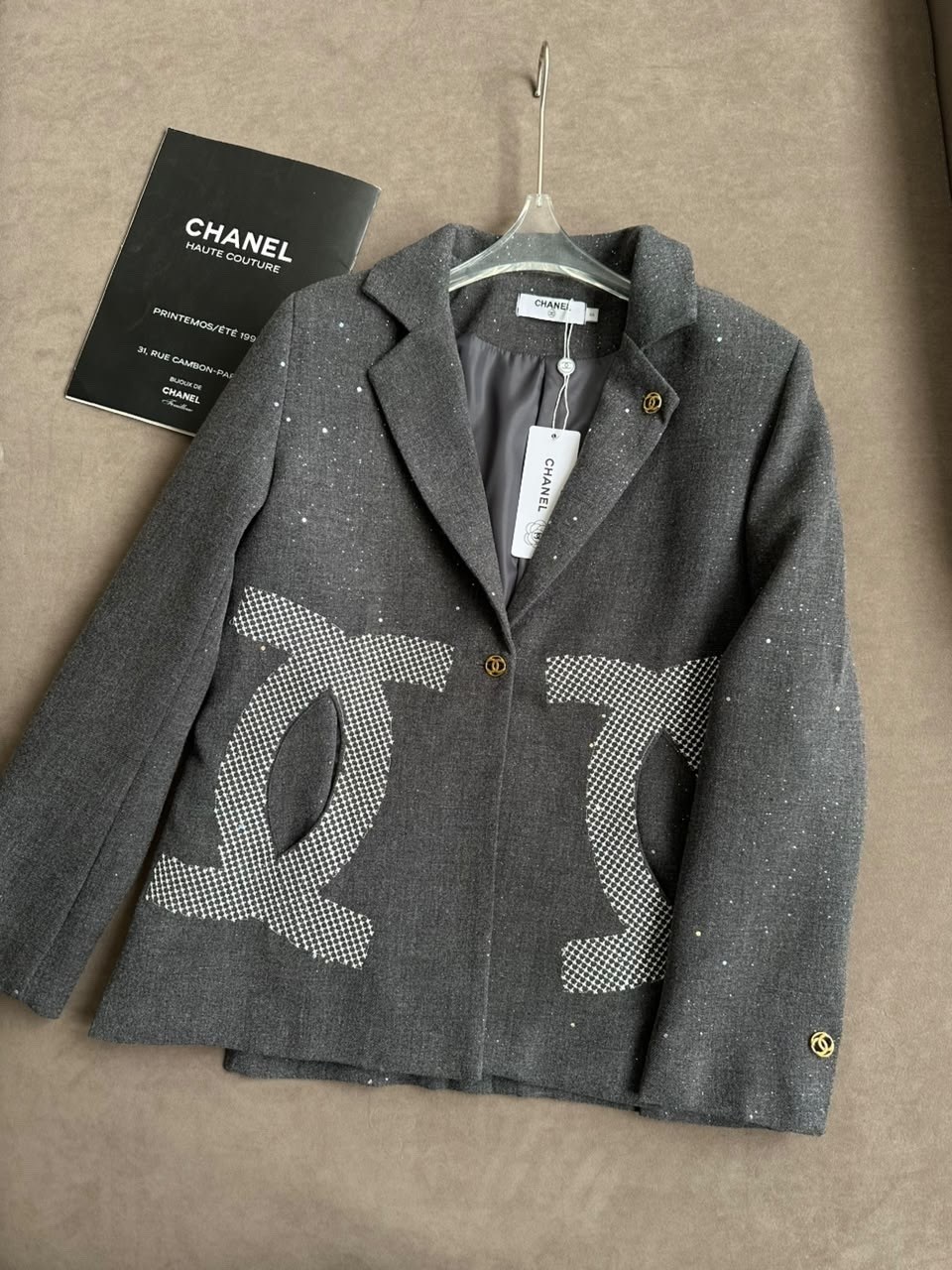 пиджак chanel,твидовый жакет chanel,пиджак женский в стиле шанель,жакет chanel,кардиган шанель