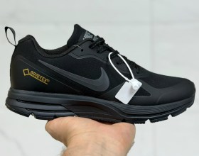 Кроссовки