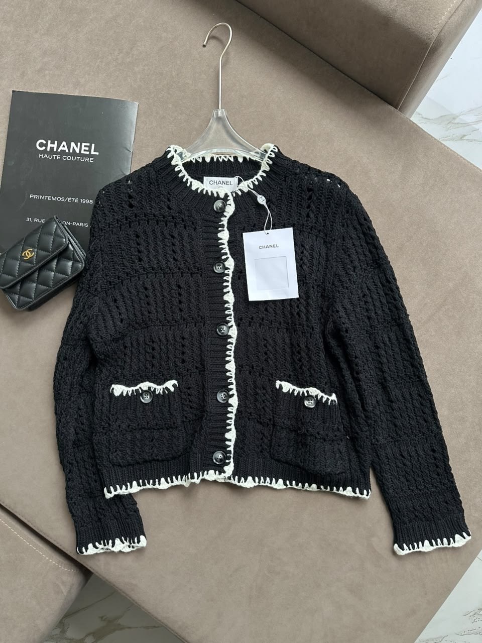 chanel кардиган,трикотажный жакет в стиле chanel,женский кардиган chanel,жакет в стиле шанель,кардиган шанель