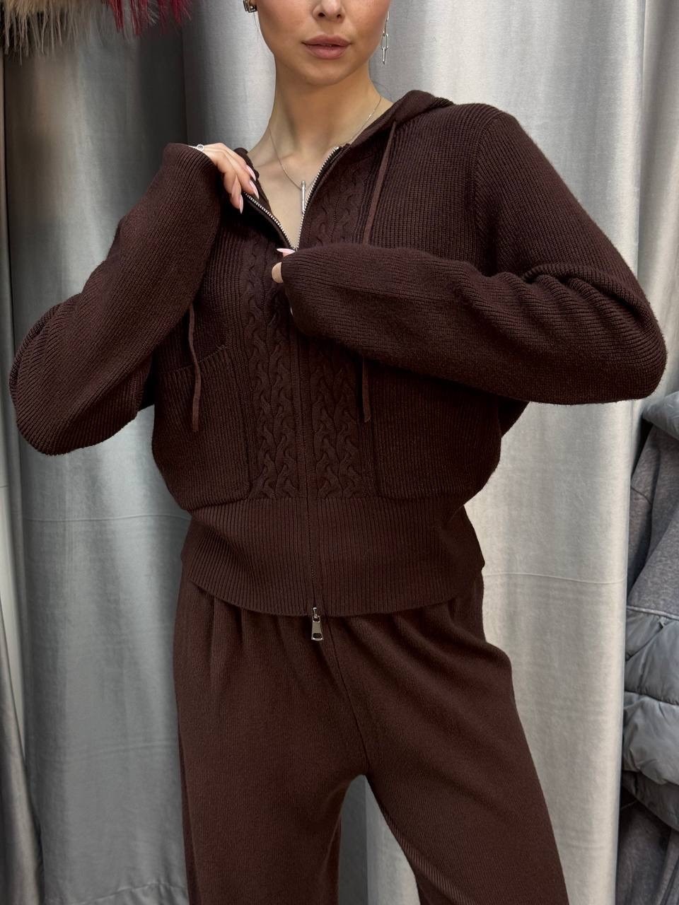 кашемировый костюм с капюшоном loro piana,женский свитер с капюшоном на молнии молочный,костюм с джемпером,кашемировый костюм с капюшоном женский копии люкс лора пьяно,женский костюм loro piana 2026 м