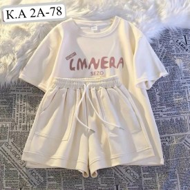 Костюм