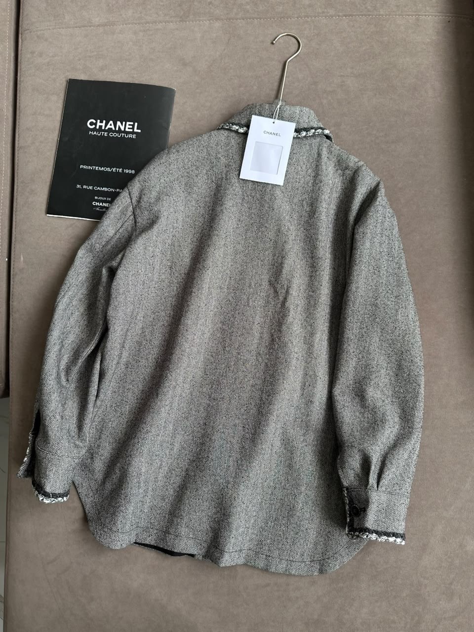 жакет шанель,пиджак chanel,жакет в стиле шанель,одежда шанель,шанель мода