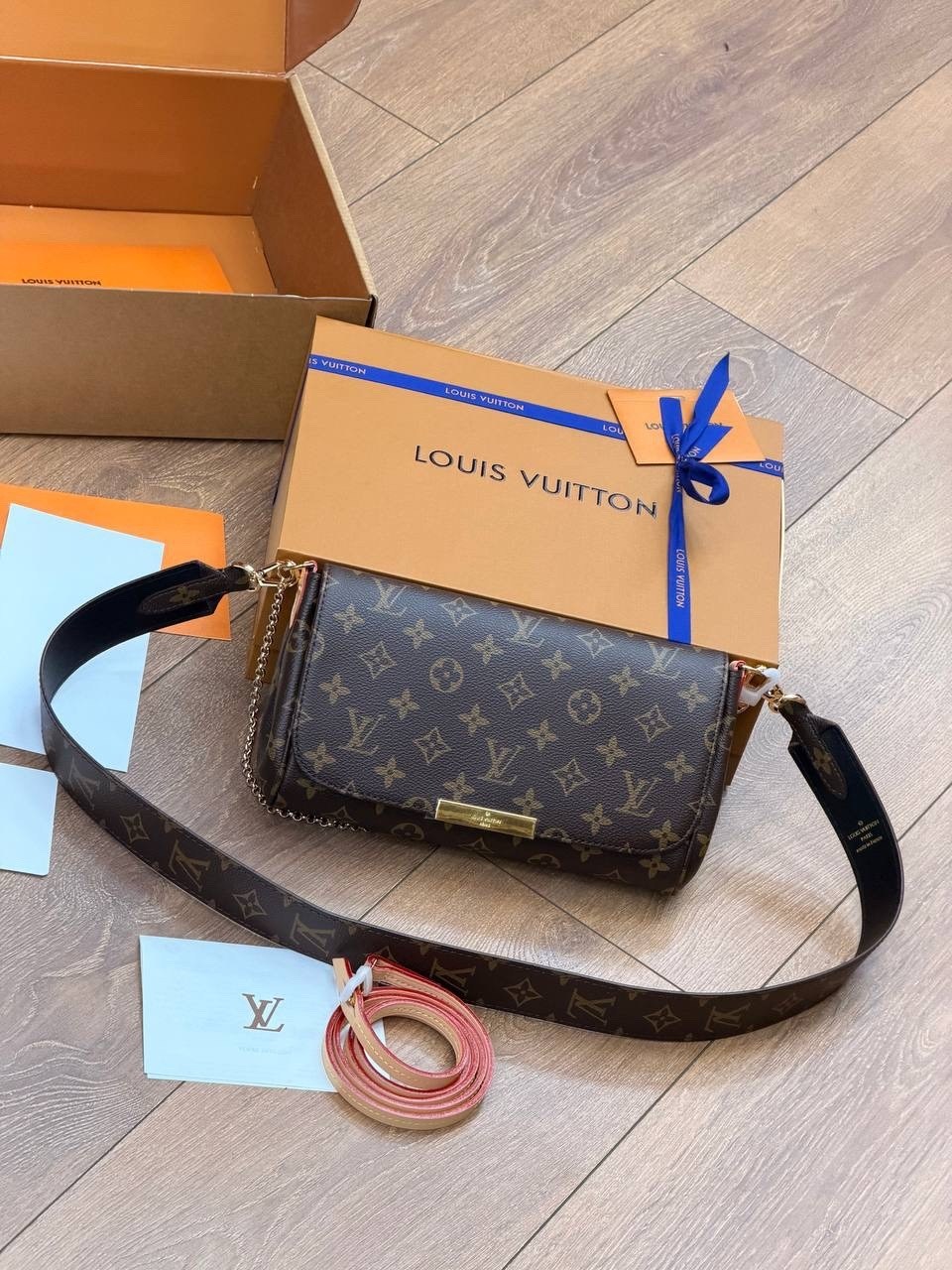 сумка женская louis vuitton,сумка louis vuitton,луи виттон сумка,louis vuitton сумка на плечо,lv louis vuitton женская модная классическая сумка через плечо