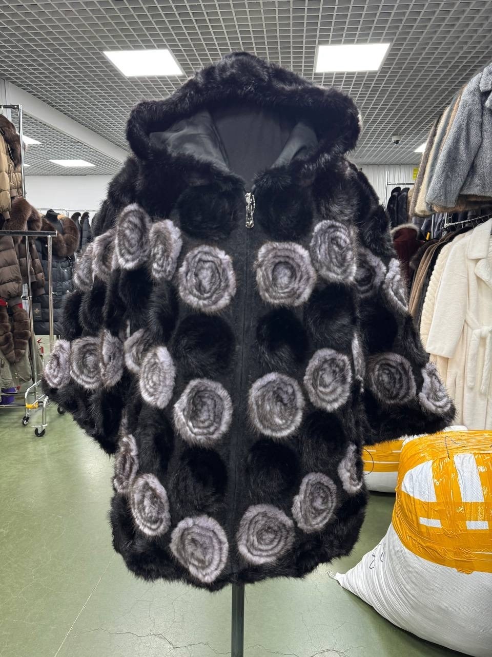 норковая шуба,шуба,шуба женская,шуба норка,шуба норковая с капюшоном