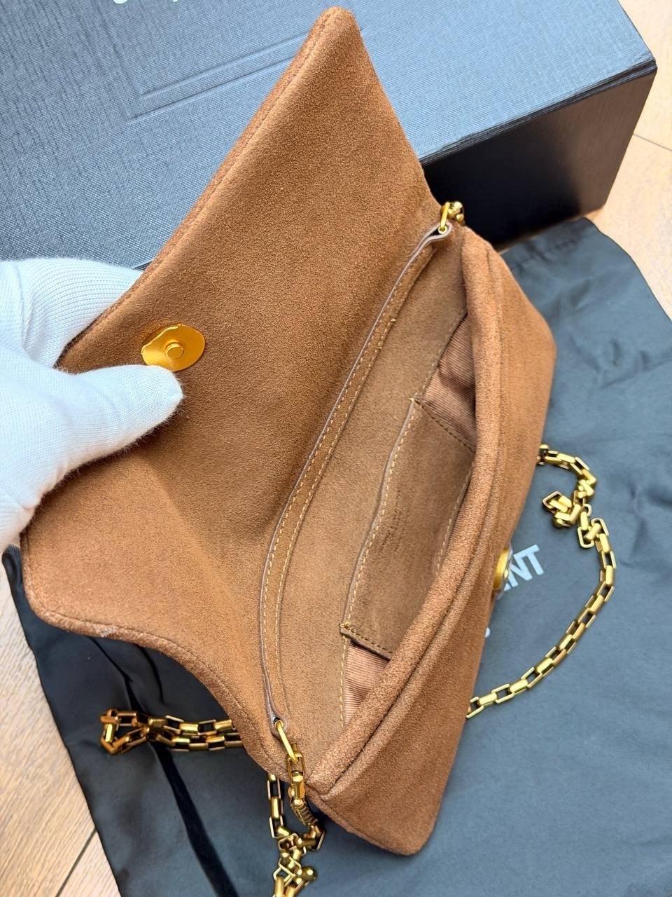 yves saint laurent сумка,сумка женская yves saint laurent замша натуральна,saint laurent сумка,замшевая сумка,сумка ив сен лоран kate