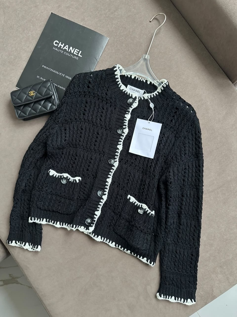 chanel кардиган,трикотажный жакет в стиле chanel,женский кардиган chanel,жакет в стиле шанель,кардиган шанель
