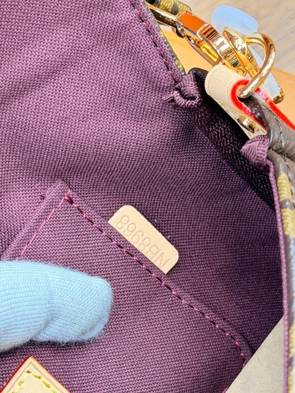 сумка женская louis vuitton,сумка louis vuitton,луи виттон сумка,louis vuitton сумка на плечо,lv louis vuitton женская модная классическая сумка через плечо