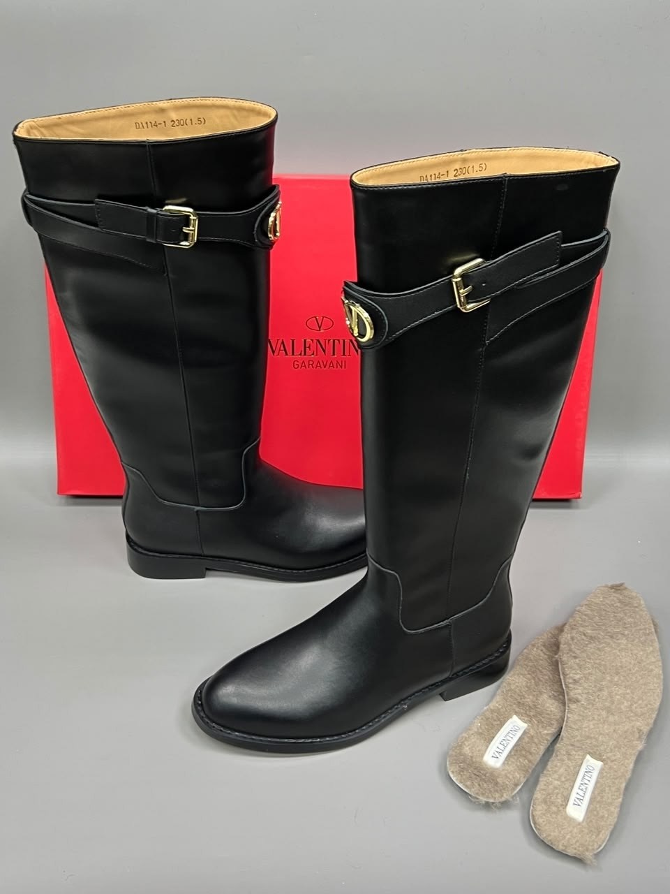 брендовые сапоги gucci женские кожаные на низком каблуке,женские осенние сапоги gucci черные кожаные,сапоги gucci кожаные черные,женские сапоги,брендовые женские сапоги gucci из натуральной кожи