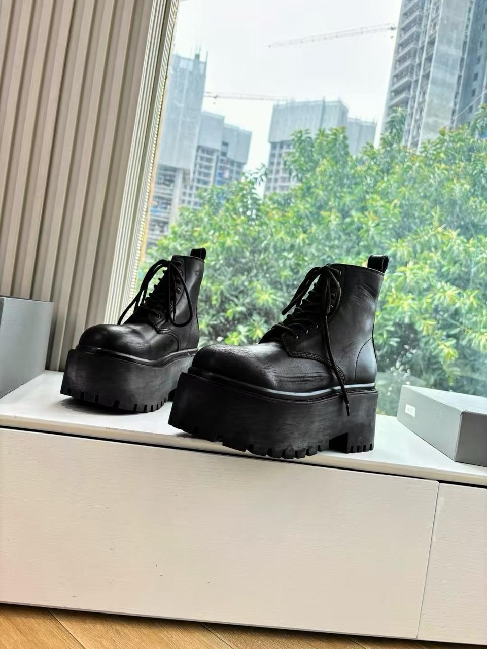ботинки balenciaga,,balenciaga женские кожаные ботинки balenciaga чёрного цвета,женские ботинки,женские ботинки и сапоги на высокой подошве balenciag*a