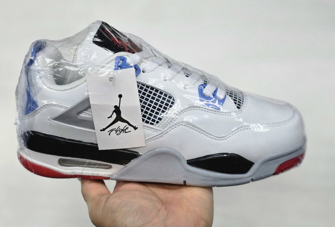 nike air jordan 4 retro x travis scott purple,фиолетовые джорданы,кроссовки,кроссовки джордан 4,кроссовки фиолетовые